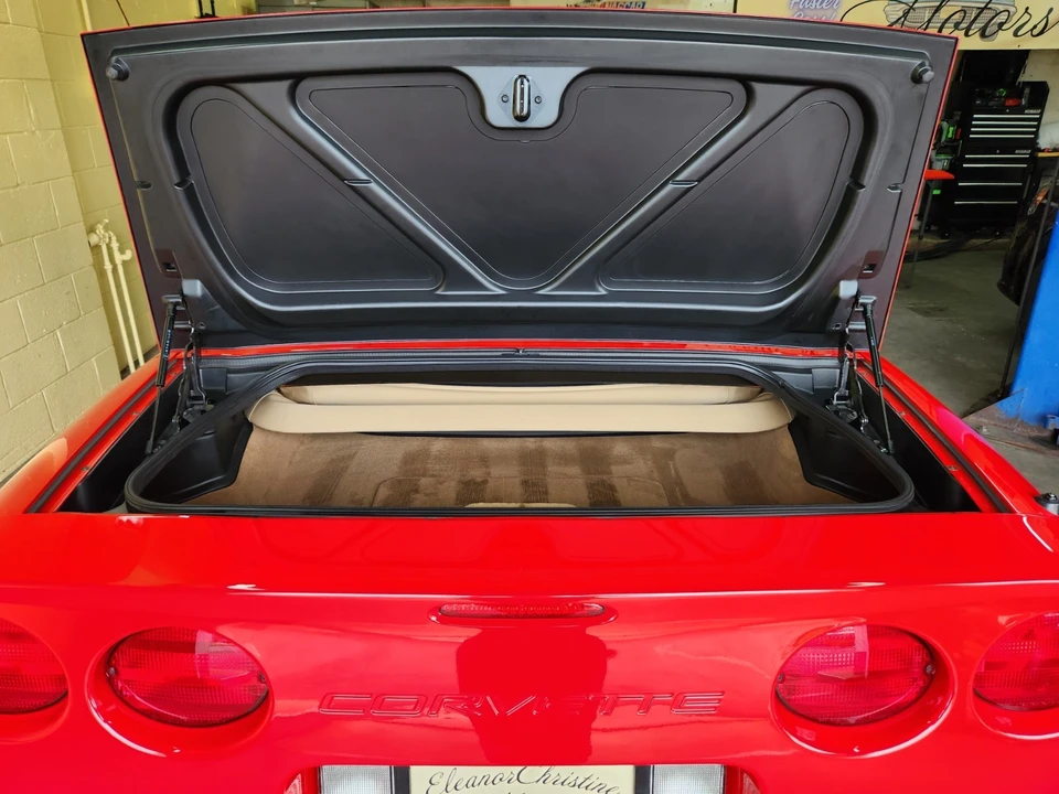 2000 Chevrolet Corvette C5 - Image 24 of 31