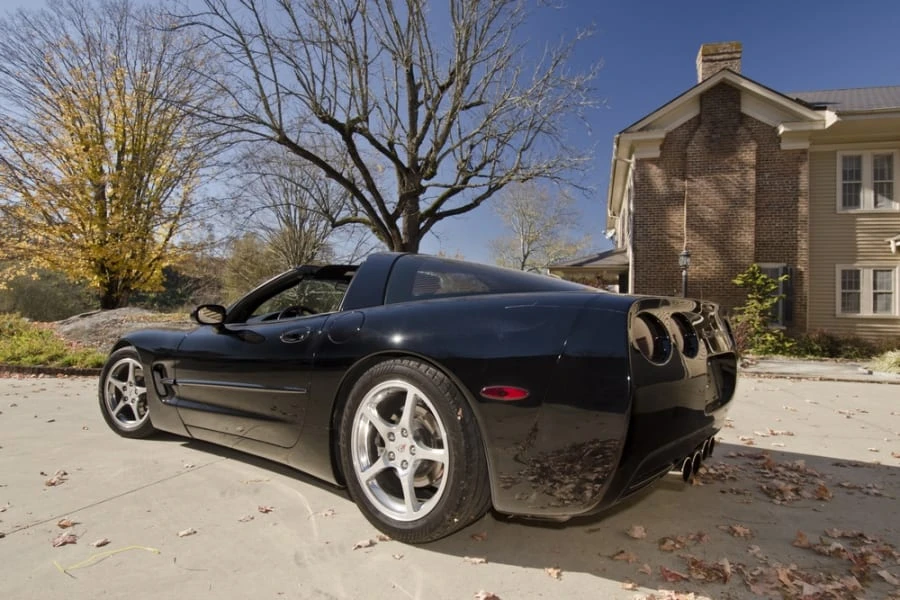 2000 Chevrolet Corvette C5 - Image 2 of 12