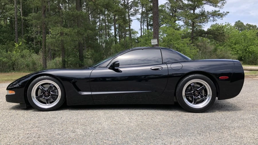 2000 Chevrolet Corvette C5 - Image 2 of 31