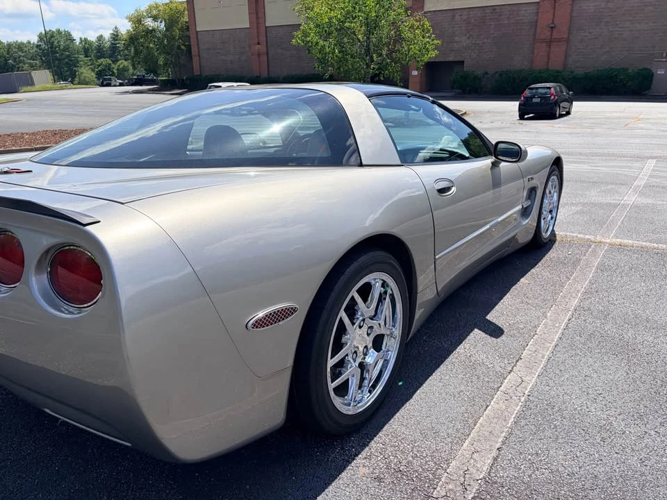 2000 Chevrolet Corvette C5 - Image 4 of 10
