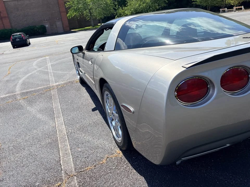2000 Chevrolet Corvette C5 - Image 5 of 10