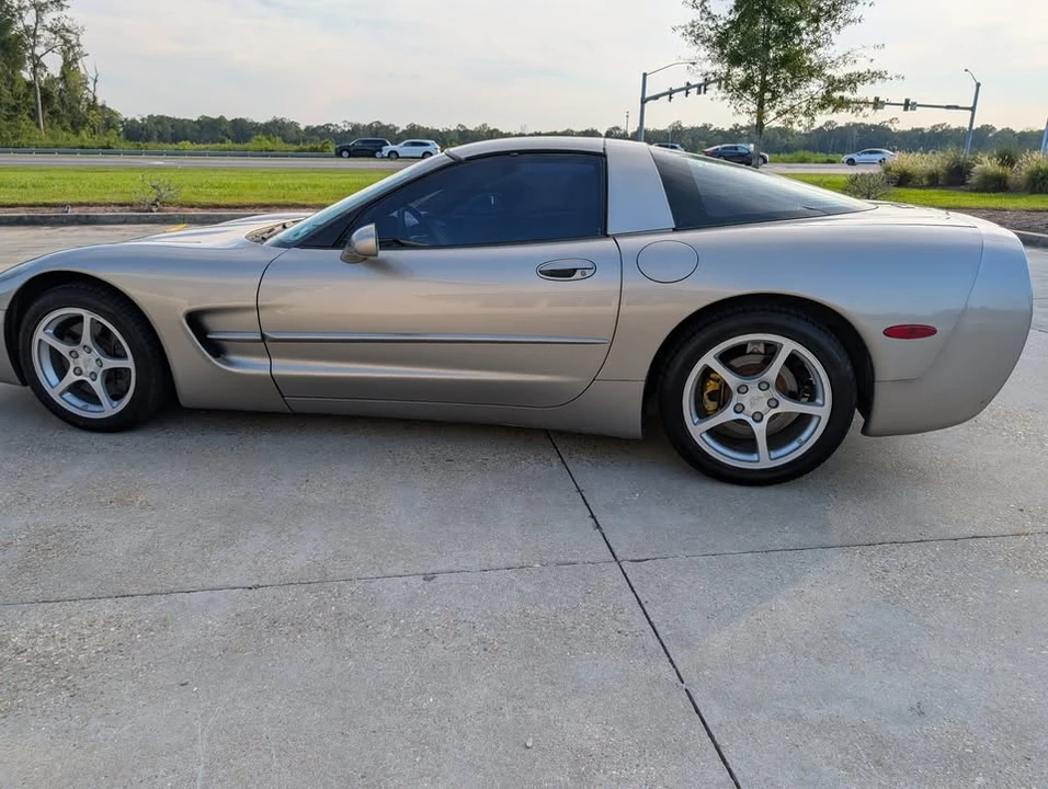 2000 Chevrolet Corvette C5 - Image 9 of 15