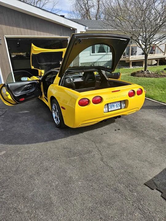 2000 Chevrolet Corvette C5 - Image 1 of 3