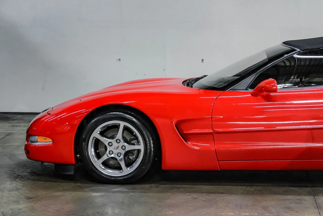2000 Chevrolet Corvette C5 - Image 19 of 31