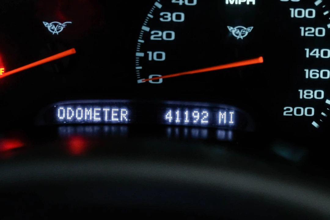 2000 Chevrolet Corvette C5 - Image 25 of 31