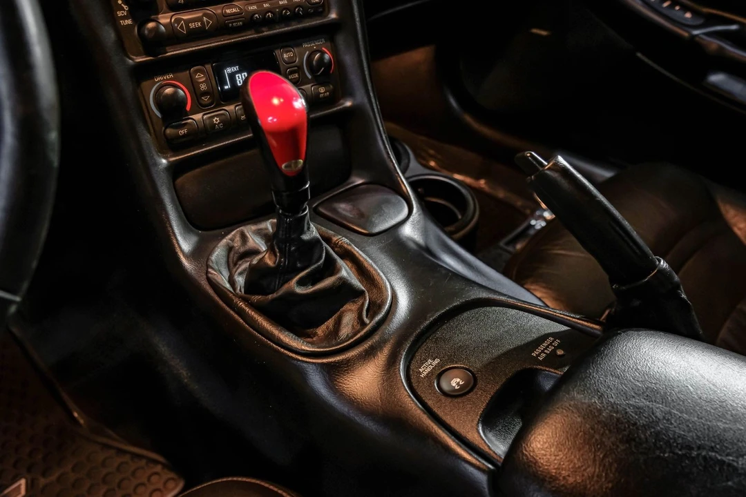 2000 Chevrolet Corvette C5 - Image 28 of 31