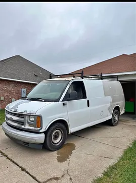 2000 Chevrolet Express 2500 Cargo Van