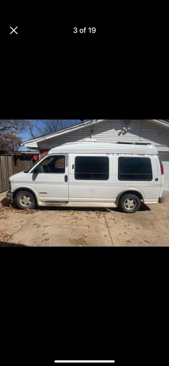 2000 Chevrolet Express - Image 3 of 13