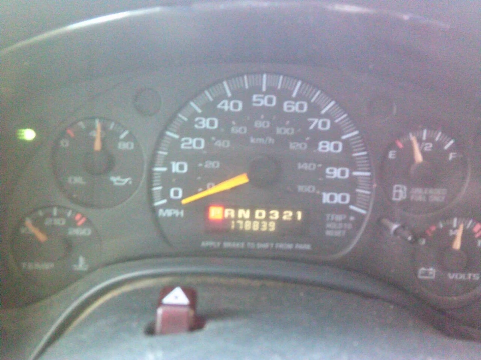 2000 Chevrolet Express - Image 21 of 21