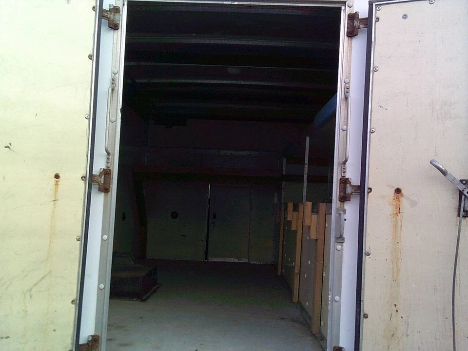 2000 Chevrolet Express - Image 7 of 21