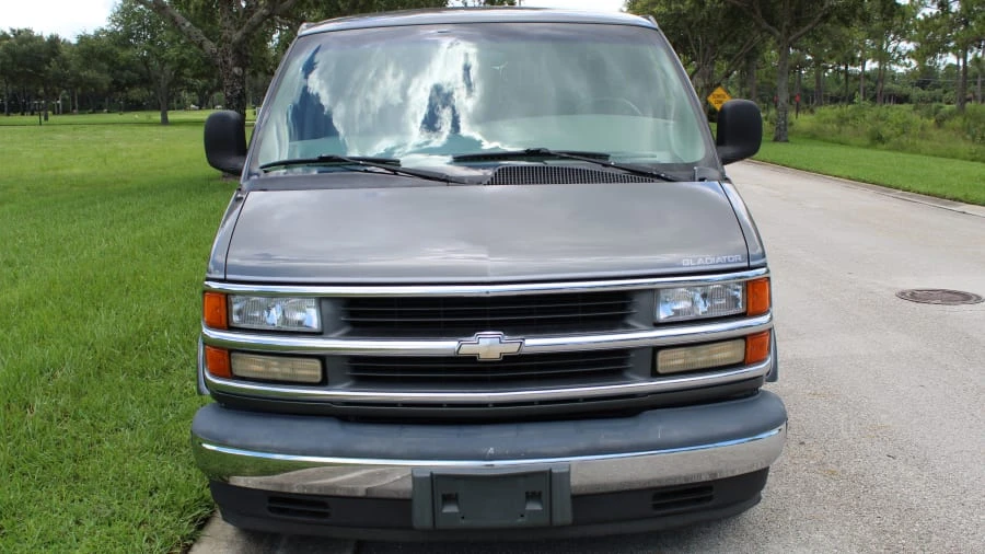 2000 Chevrolet Express - Image 22 of 22