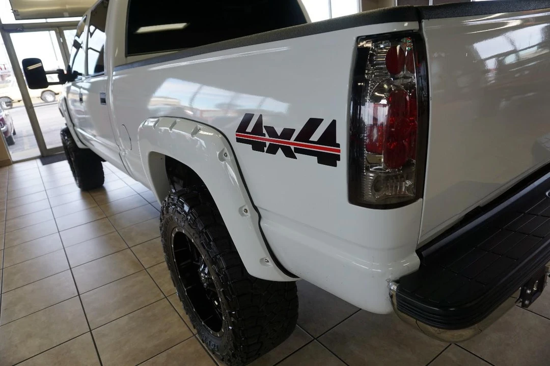 2000 Chevrolet C/K 4th Gen - Image 17 of 21
