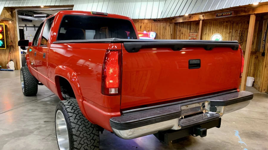 2000 Chevrolet C/K 4th Gen - Image 7 of 9