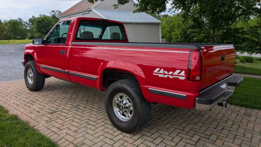 2000 Chevrolet C/K 4th Gen - Image 3 of 18