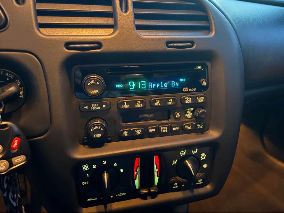 2000 Chevrolet Monte Carlo 6th Gen - Image 7 of 10