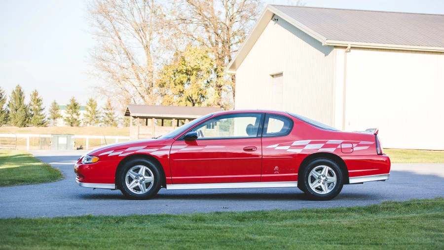 2000 Chevrolet Monte Carlo 6th Gen - Image 2 of 12