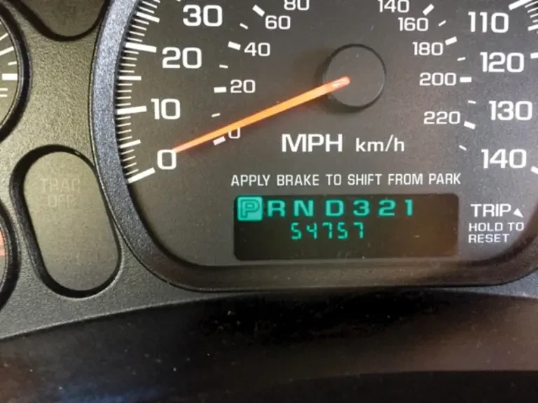 2000 Chevrolet Monte Carlo 6th Gen - Image 10 of 16