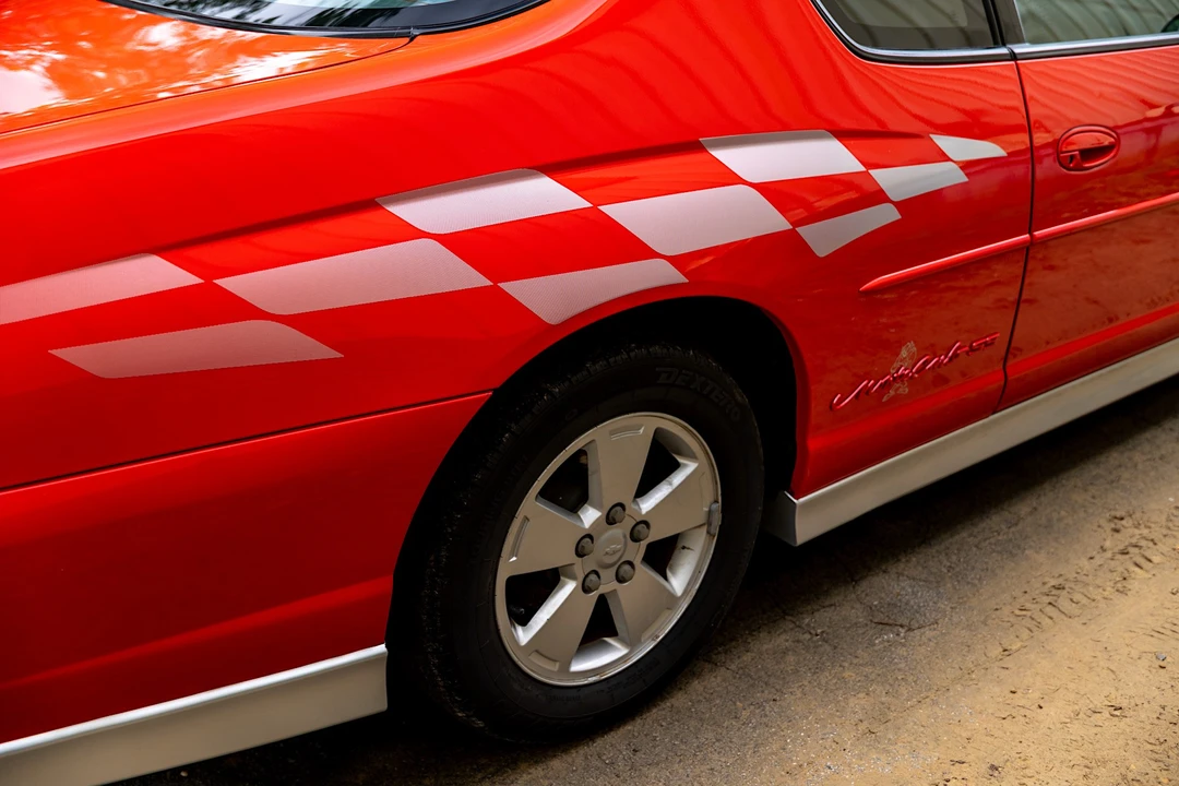 2000 Chevrolet Monte Carlo 6th Gen - Image 28 of 31