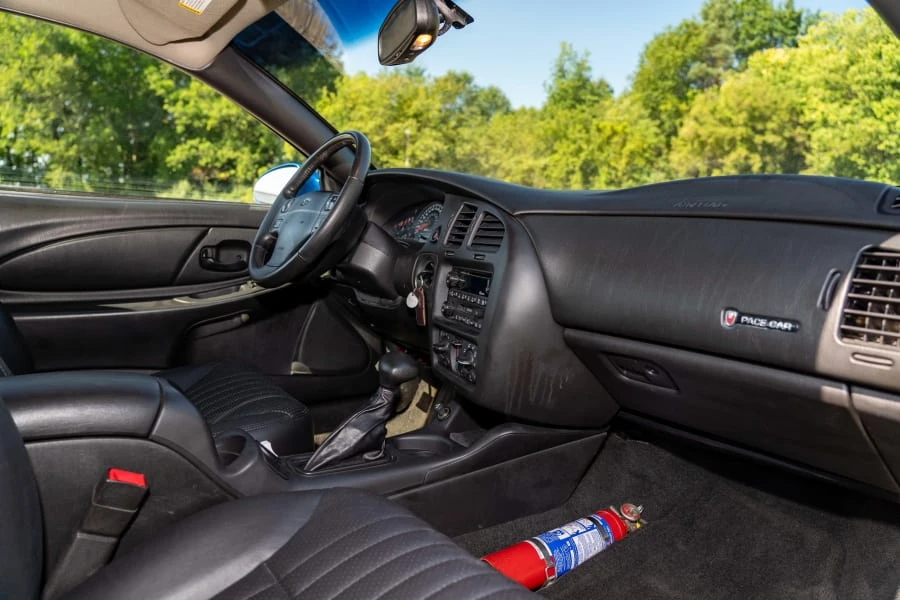 2000 Chevrolet Monte Carlo 6th Gen - Image 10 of 18
