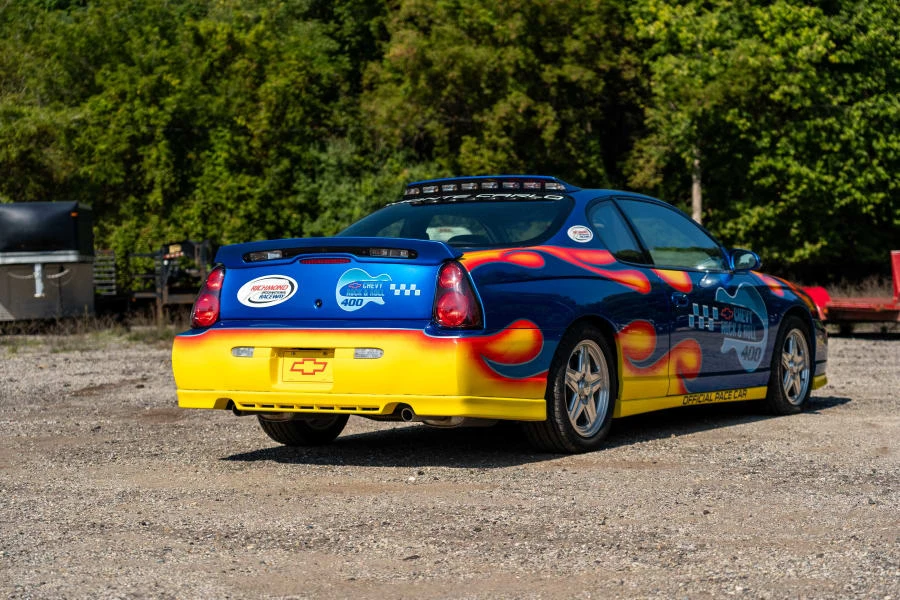 2000 Chevrolet Monte Carlo 6th Gen - Image 2 of 18
