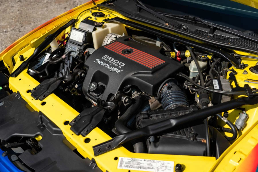 2000 Chevrolet Monte Carlo 6th Gen - Image 15 of 18