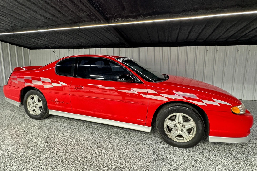 2000 Chevrolet Monte Carlo 6th Gen - Image 3 of 31