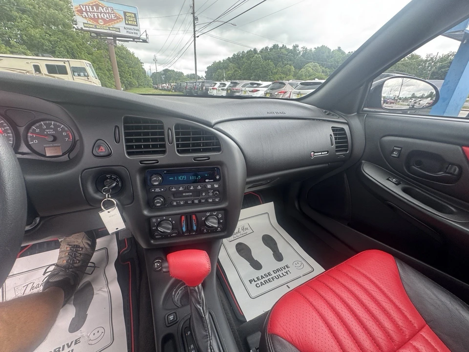2000 Chevrolet Monte Carlo 6th Gen - Image 13 of 20