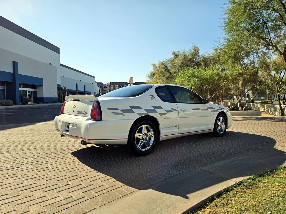 2000 Chevrolet Monte Carlo 6th Gen - Image 14 of 31