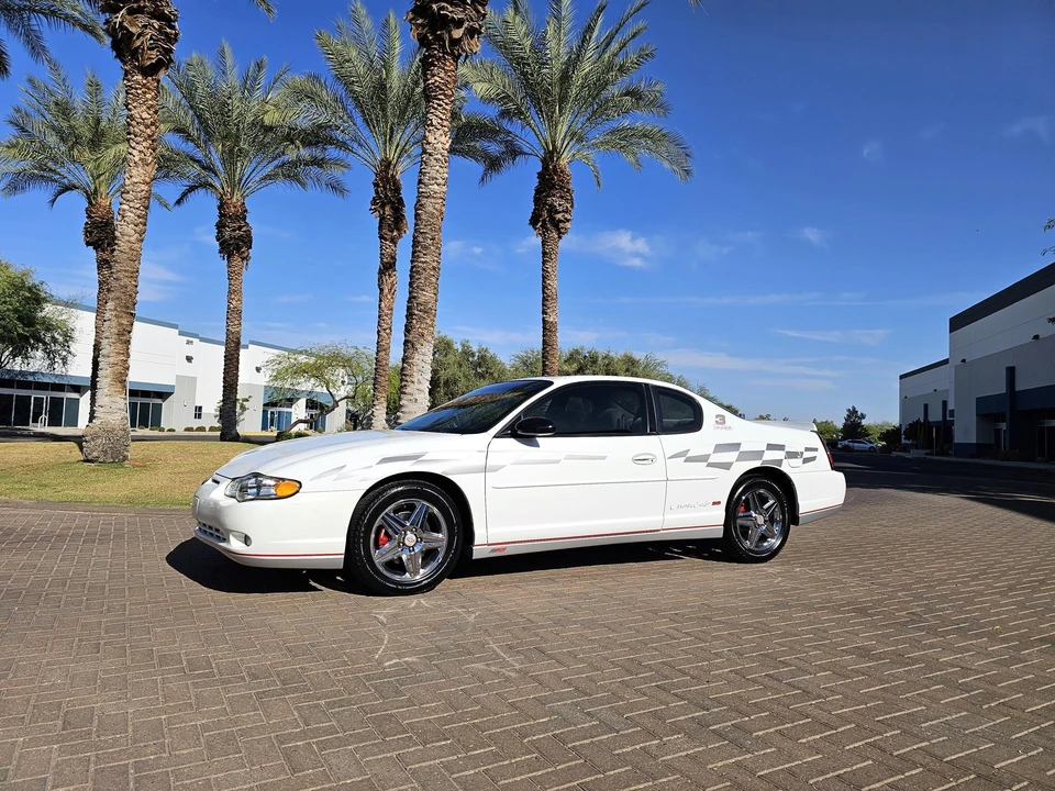 2000 Chevrolet Monte Carlo 6th Gen - Image 8 of 31