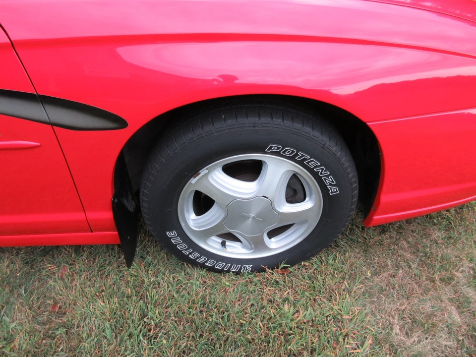 2000 Chevrolet Monte Carlo 6th Gen - Image 17 of 21