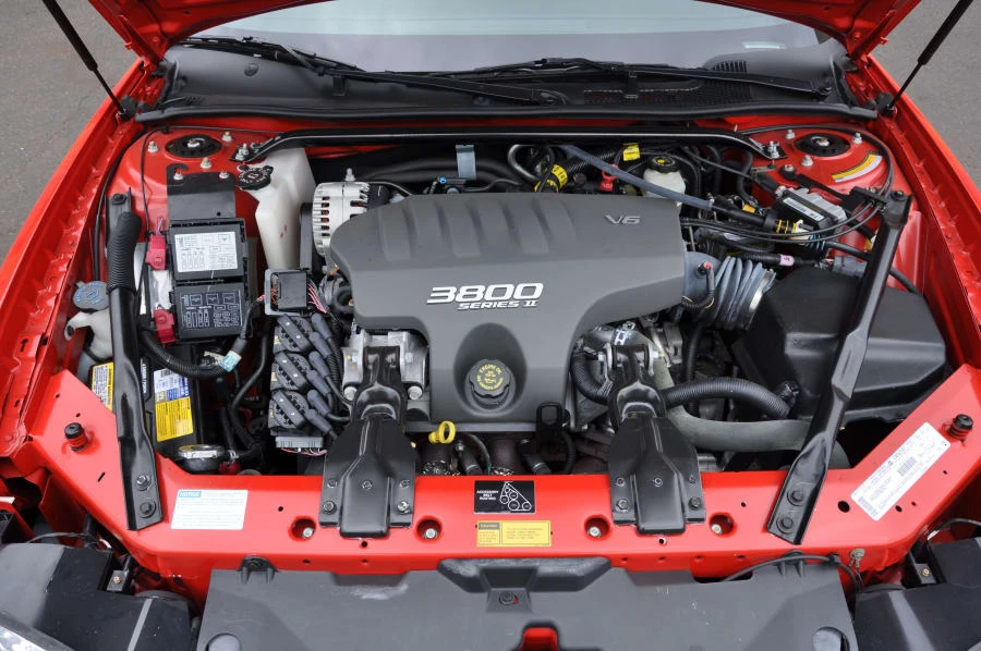 2000 Chevrolet Monte Carlo 6th Gen - Image 7 of 11