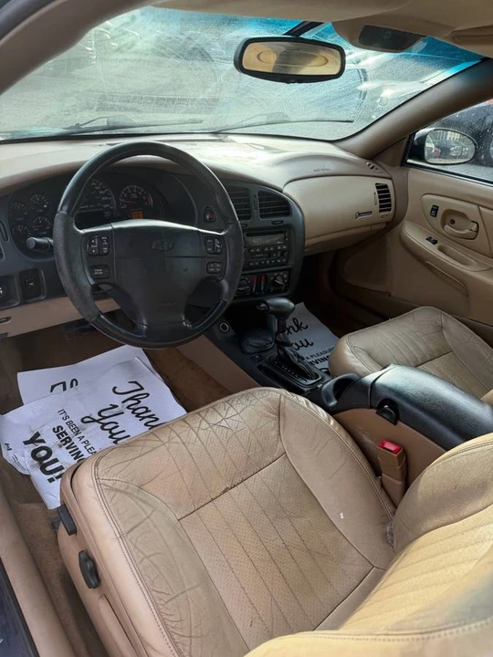 2000 Chevrolet Monte Carlo 6th Gen - Image 11 of 17