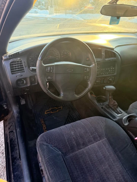 2000 Chevrolet Monte Carlo - Image 6 of 11