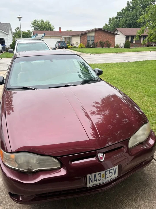 2000 Chevrolet Monte Carlo 6th Gen - Image 2 of 8