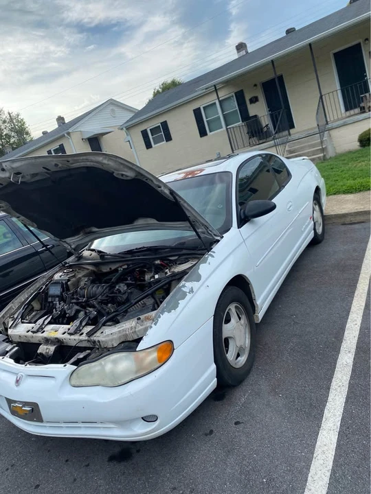 2000 Chevrolet Monte Carlo 6th Gen - Image 2 of 5