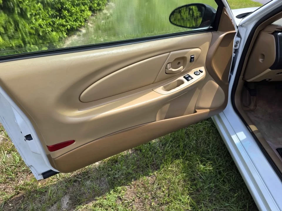 2000 Chevrolet Monte Carlo 6th Gen - Image 9 of 16