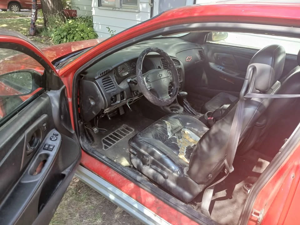 2000 Chevrolet Monte Carlo 6th Gen - Image 5 of 5