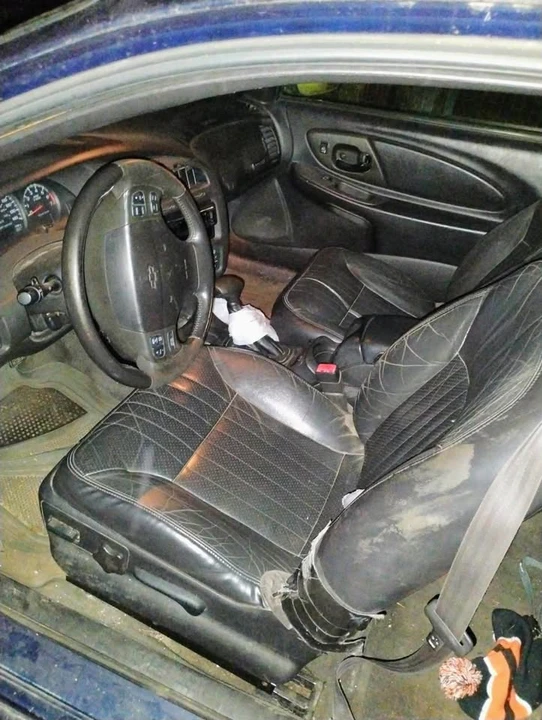 2000 Chevrolet Monte Carlo 6th Gen - Image 7 of 9