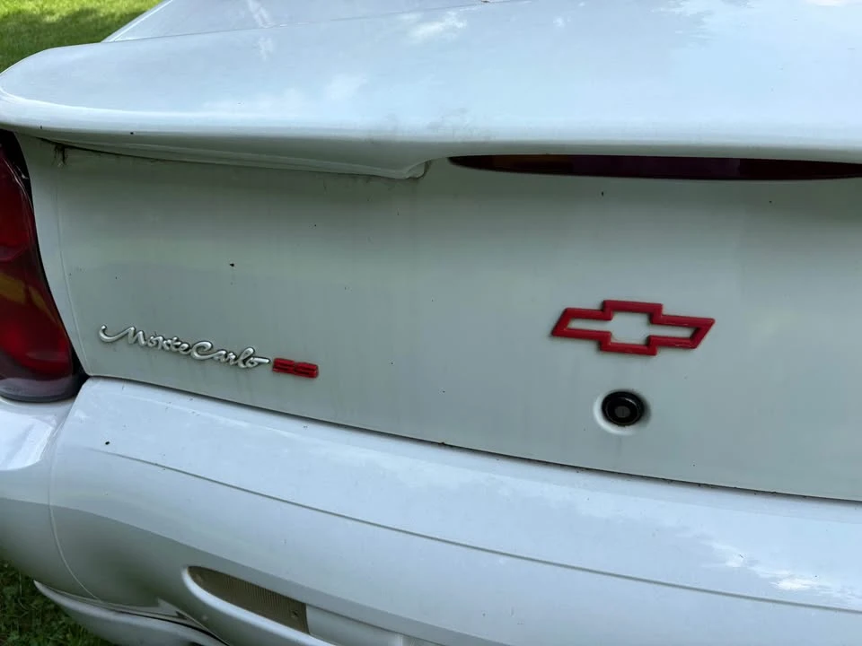 2000 Chevrolet Monte Carlo 6th Gen - Image 10 of 10