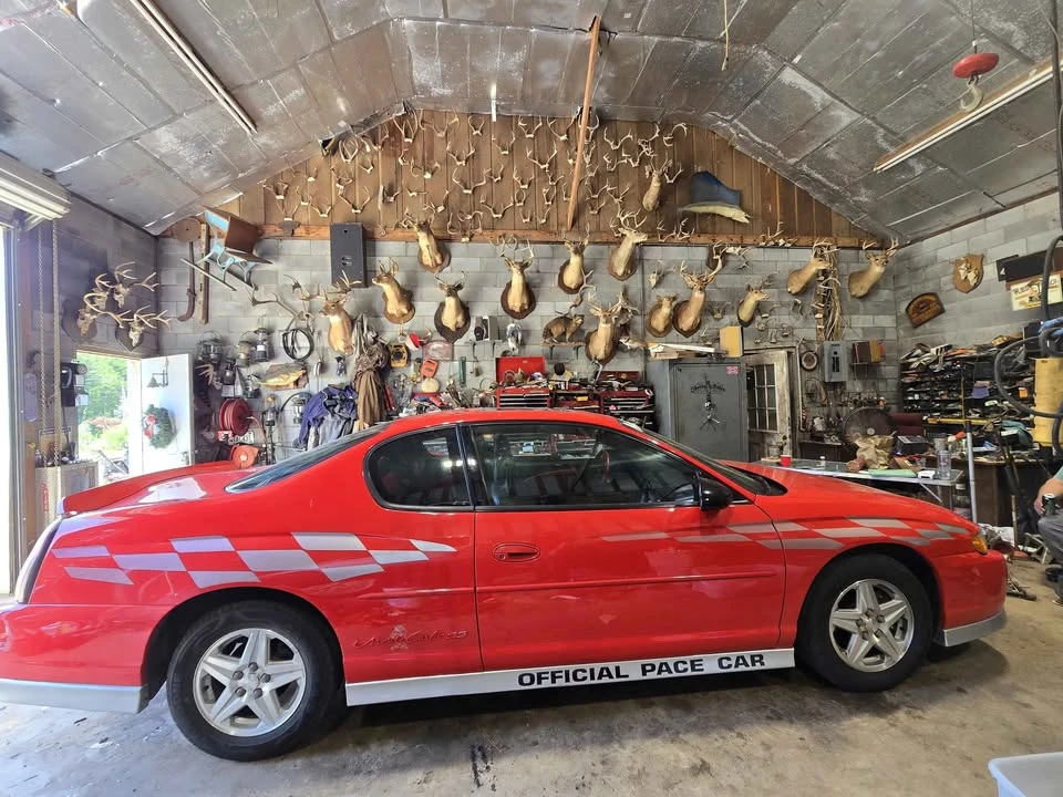 2000 Chevrolet Monte Carlo 6th Gen - Image 2 of 5