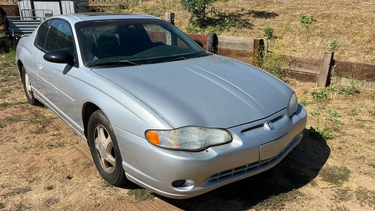 2000 Chevrolet Monte Carlo 6th Gen - Image 2 of 5