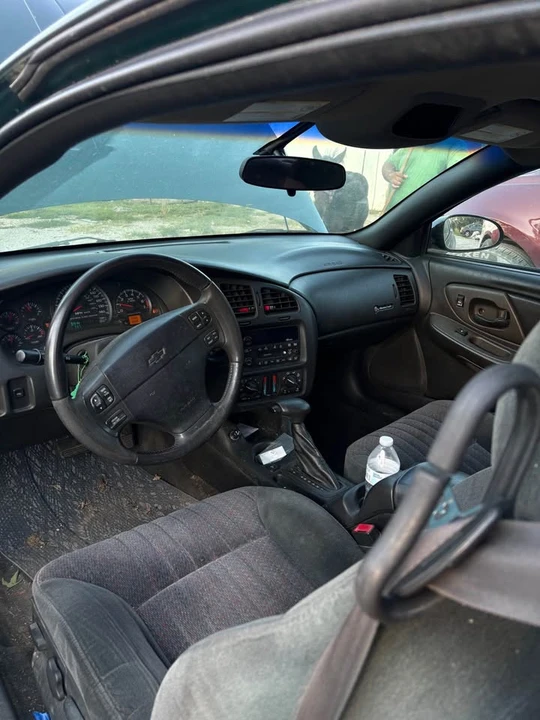 2000 Chevrolet Monte Carlo 6th Gen - Image 7 of 10