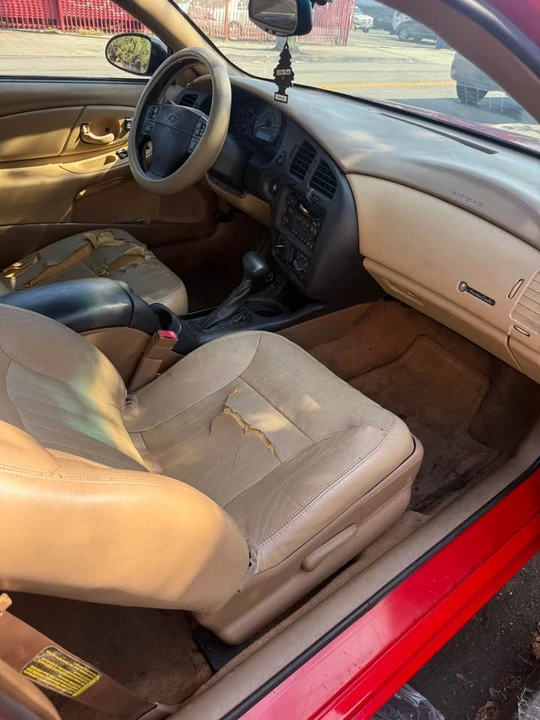2000 Chevrolet Monte Carlo 6th Gen - Image 9 of 10