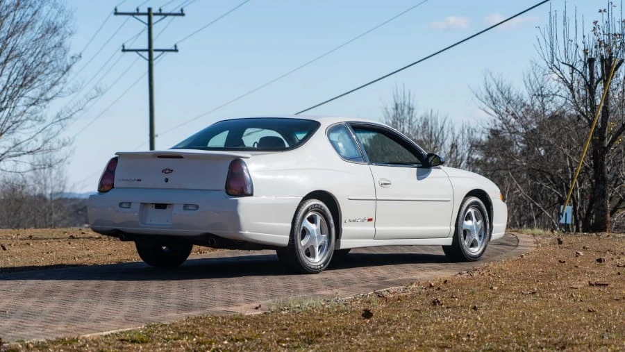 2000 Chevrolet Monte Carlo 6th Gen - Image 3 of 17
