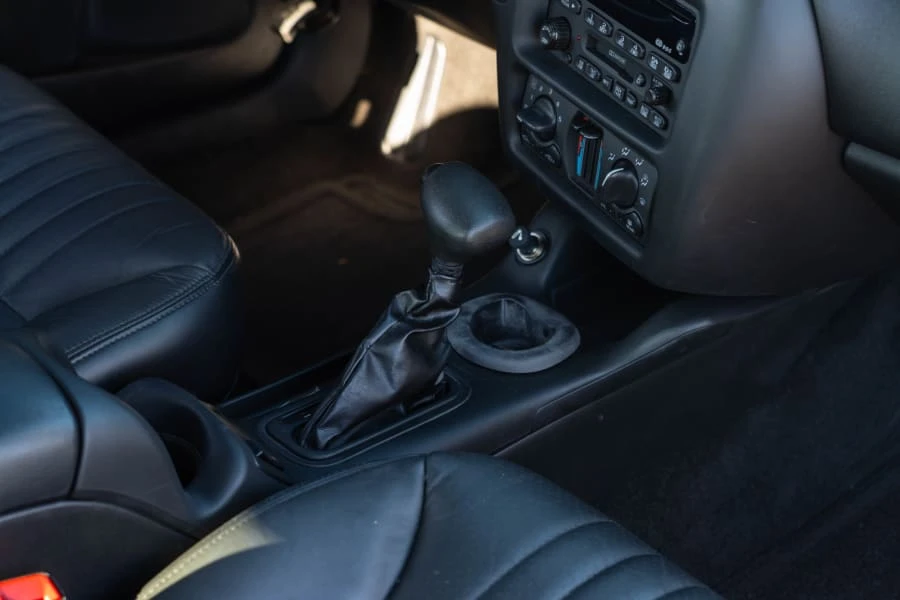 2000 Chevrolet Monte Carlo 6th Gen - Image 15 of 17