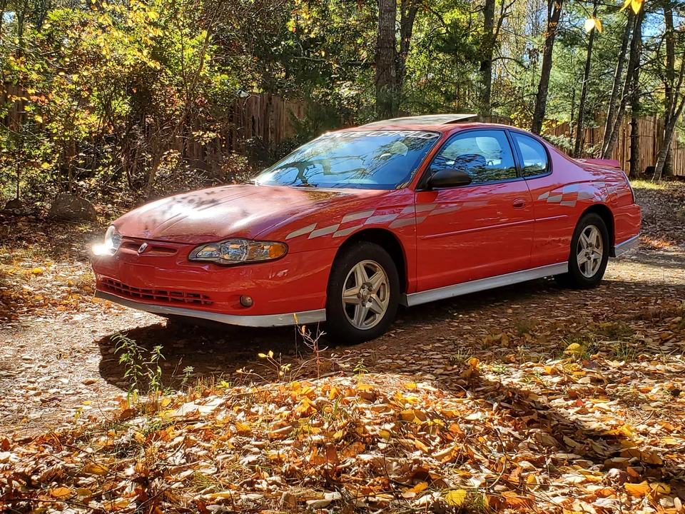 2000 Chevrolet Monte Carlo 6th Gen - Image 9 of 31
