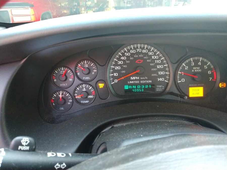 2000 Chevrolet Monte Carlo 6th Gen - Image 4 of 8