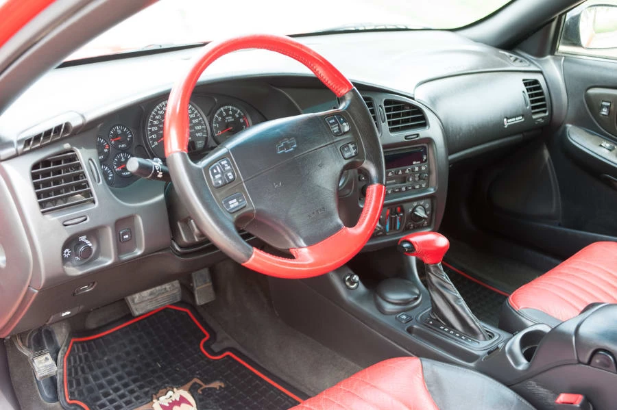 2000 Chevrolet Monte Carlo 6th Gen - Image 4 of 12
