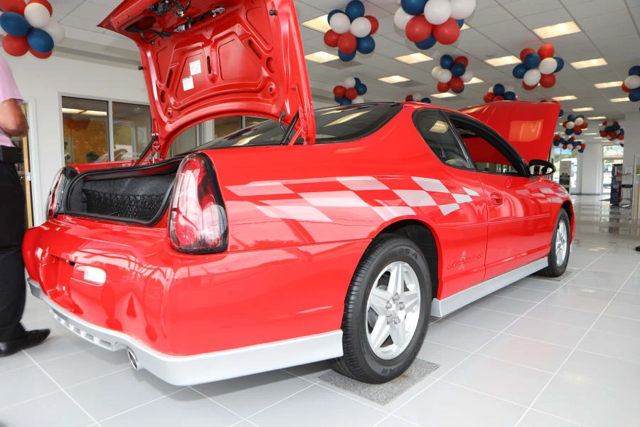2000 Chevrolet Monte Carlo 6th Gen - Image 4 of 17