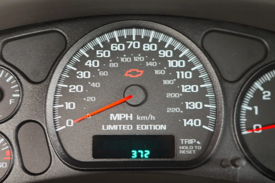 2000 Chevrolet Monte Carlo 6th Gen - Image 11 of 17